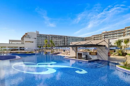 Royalton Splash Riviera Cancún | Tarifa del 29 mayo al 01 junio 2025